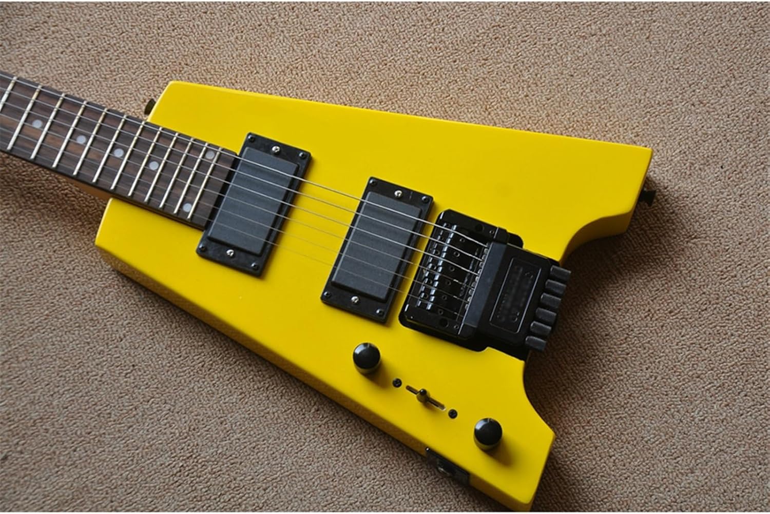 Left Handed Yellow 39 Inches 24 Frets Headless Electric Guitar with Rosewood Fretboard Professional Headless Guitar