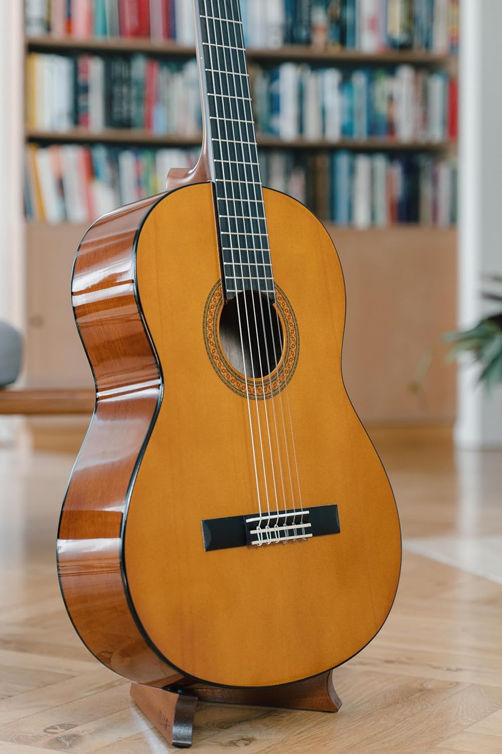 Yamaha C40II Classical Guitar, Full Size With Rosewood Fingerboard and Bridge, Natural