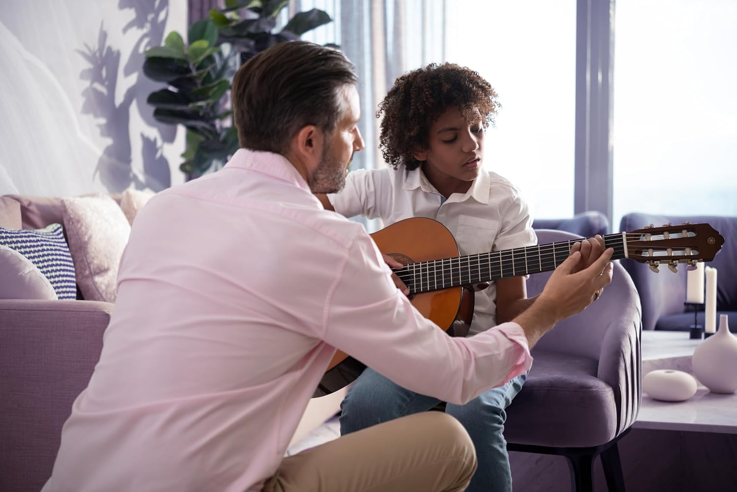 Yamaha C40II Classical Guitar, Full Size With Rosewood Fingerboard and Bridge, Natural
