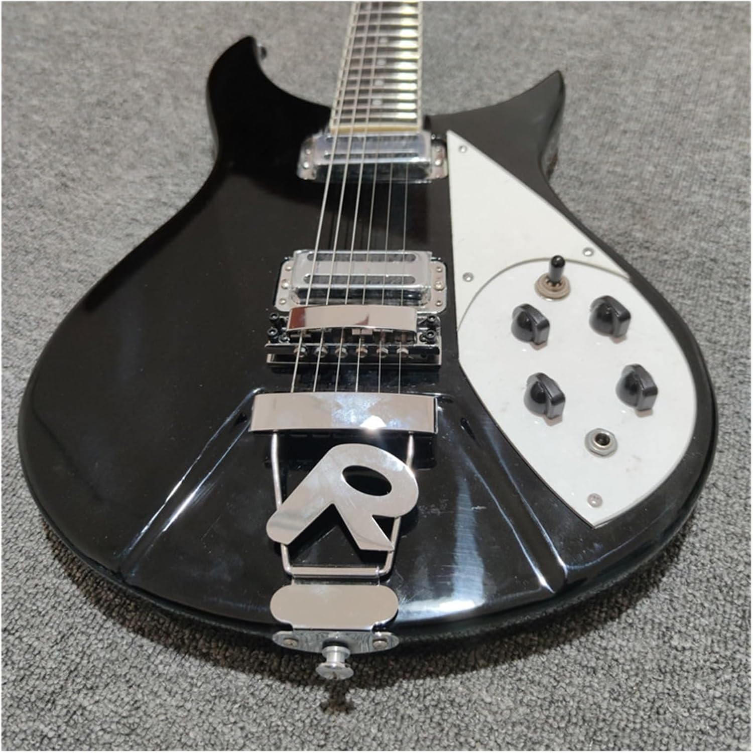 Beginner Electric Guitar Kits Solid Wood Black Professional Grade 22 Fret Electric Guitar