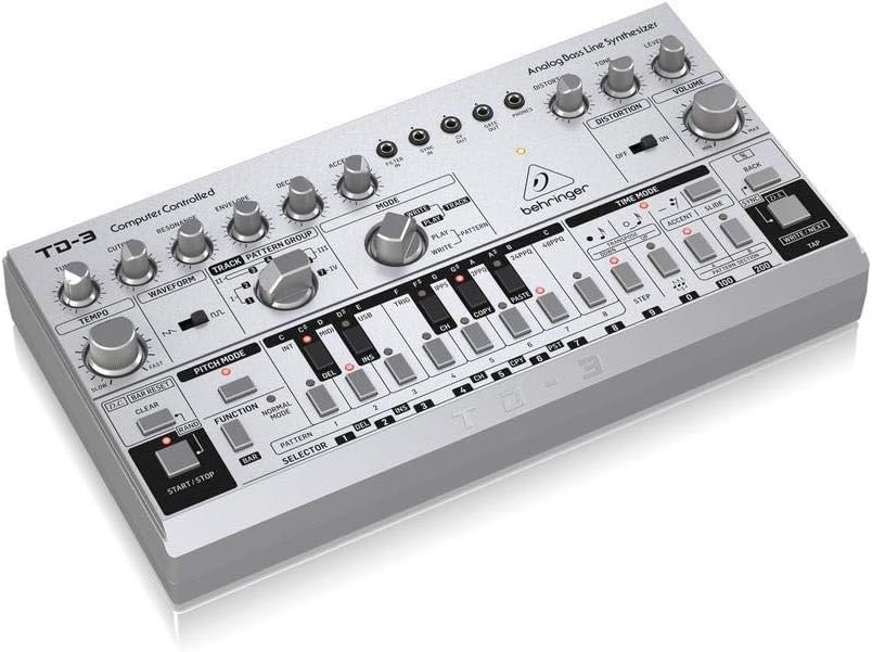 Behringer TD-3-SR Analog Bass Line Synthesizer with VCO, VCF, 16-Step Sequencer, Distortion Effects and 16-Voice Poly Chain