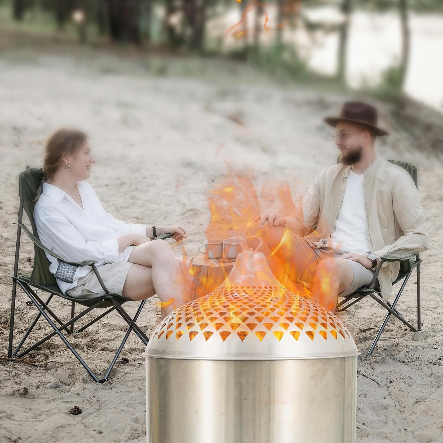 Spark Shield for Bonfire, 304 Stainless Steel Fire Pit Screen, 19.13 Inch Diameter, Silver, Decorative Lattice Design with Handle