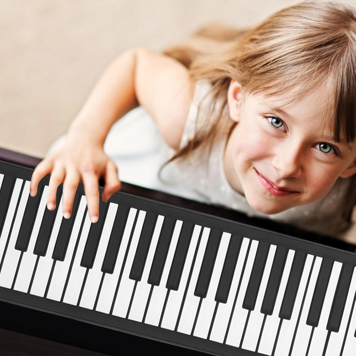 88 Keys Roll up Hand-rolled Piano Keyboard with Built-in Speakers Foldable for Travel