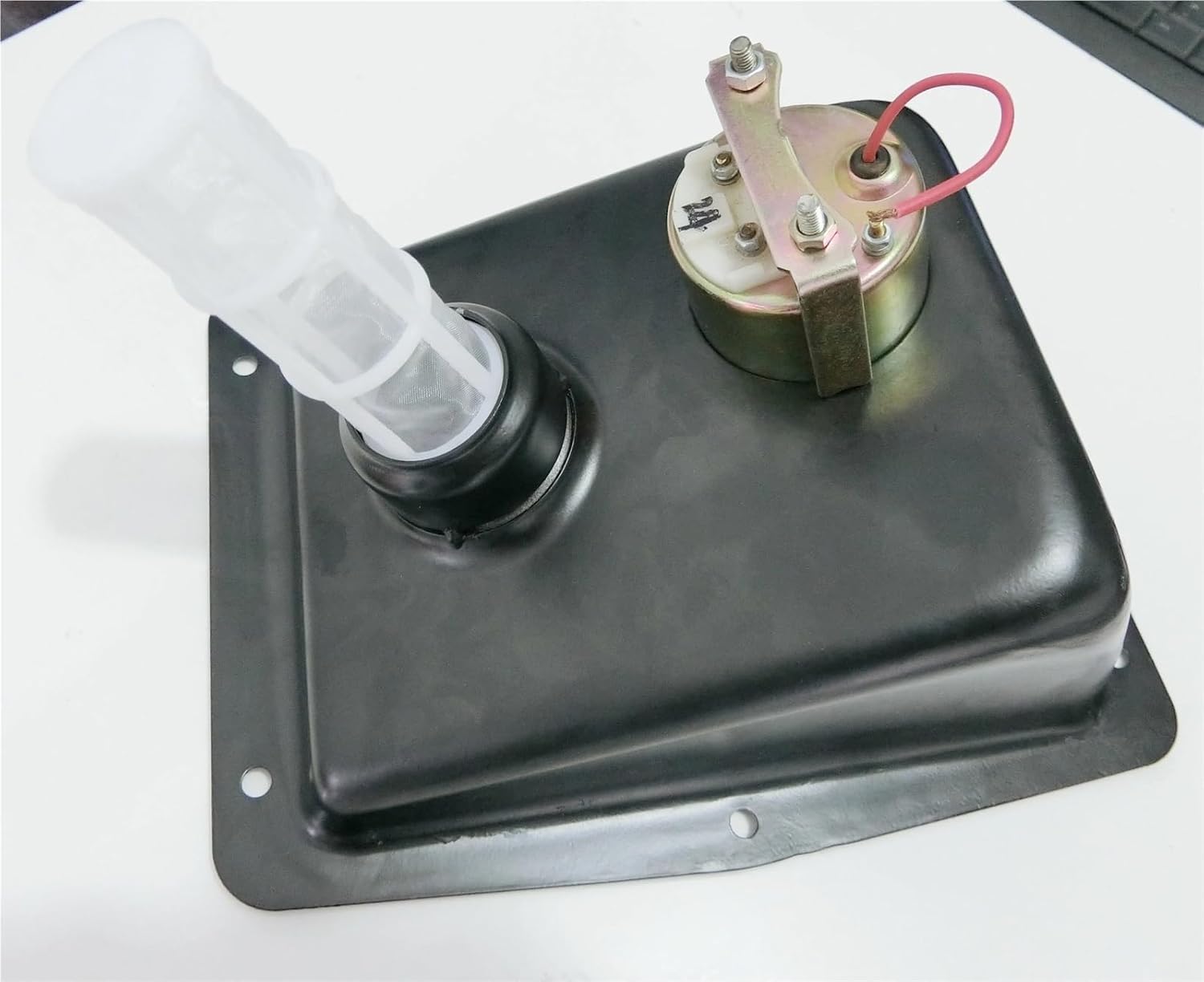 The Oil Tank Cover Made of Iron Plate with External Oil Filling Port of Static Box Generator Set(Outer Cover)