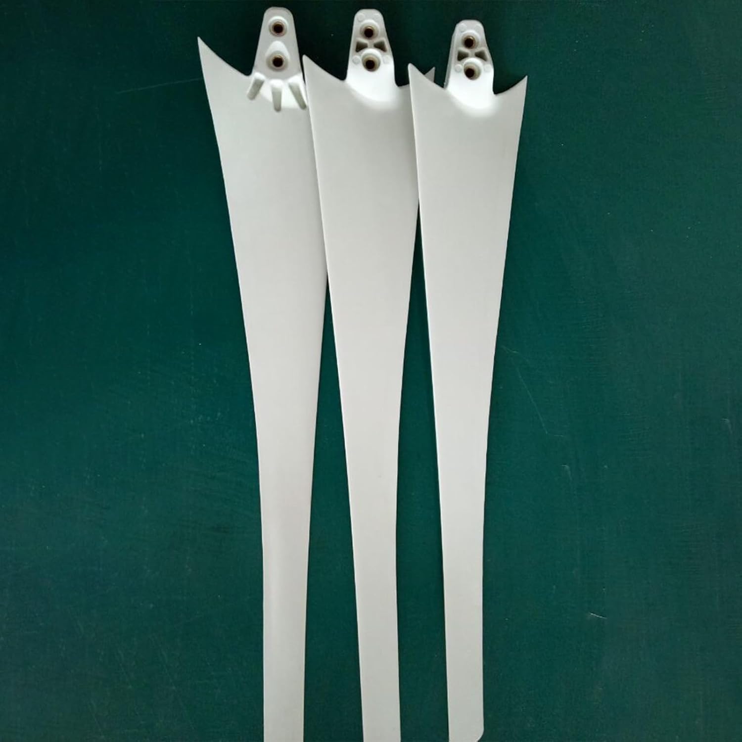 Wind Turbines Kit Replacement Parts - High-Efficiency Blades (530-900mm) with Hub & Nacelle for DIY Home Renewable Energy Systems(900mm Blades)