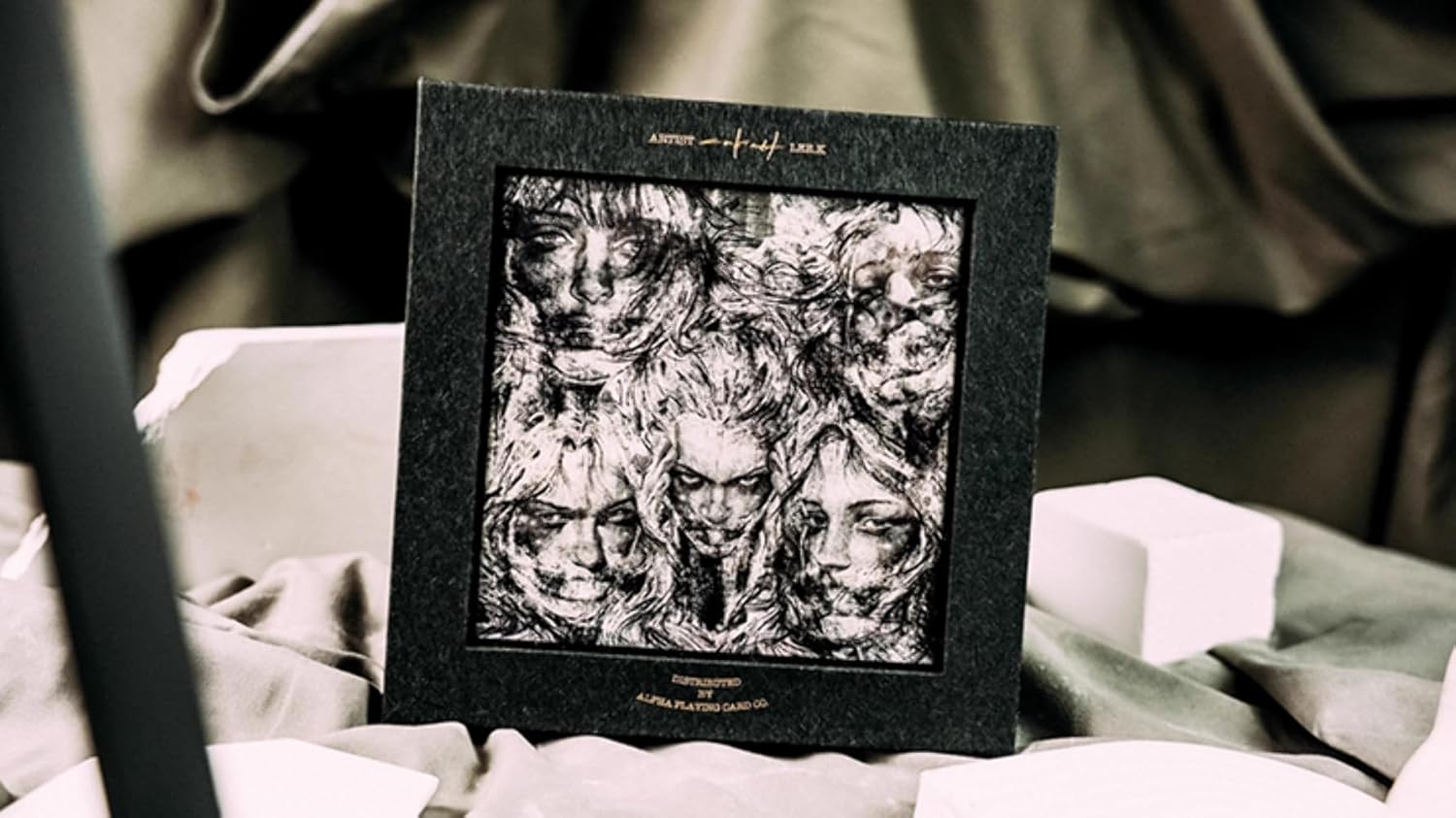 Murphy's Magic Supplies, Inc. Mirage Grating Collector's Box Set Playing Cards