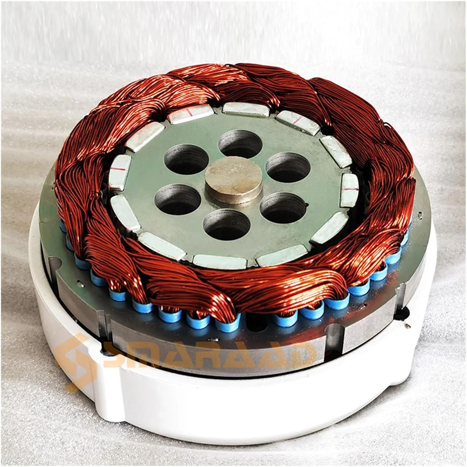 Low Speed 100W 200W 12V 24V Gearless Permanent Magnet Generator for Wind Turbines and Water Turbines Low Starting Speed for Home(Single Shaft,12V_200W)