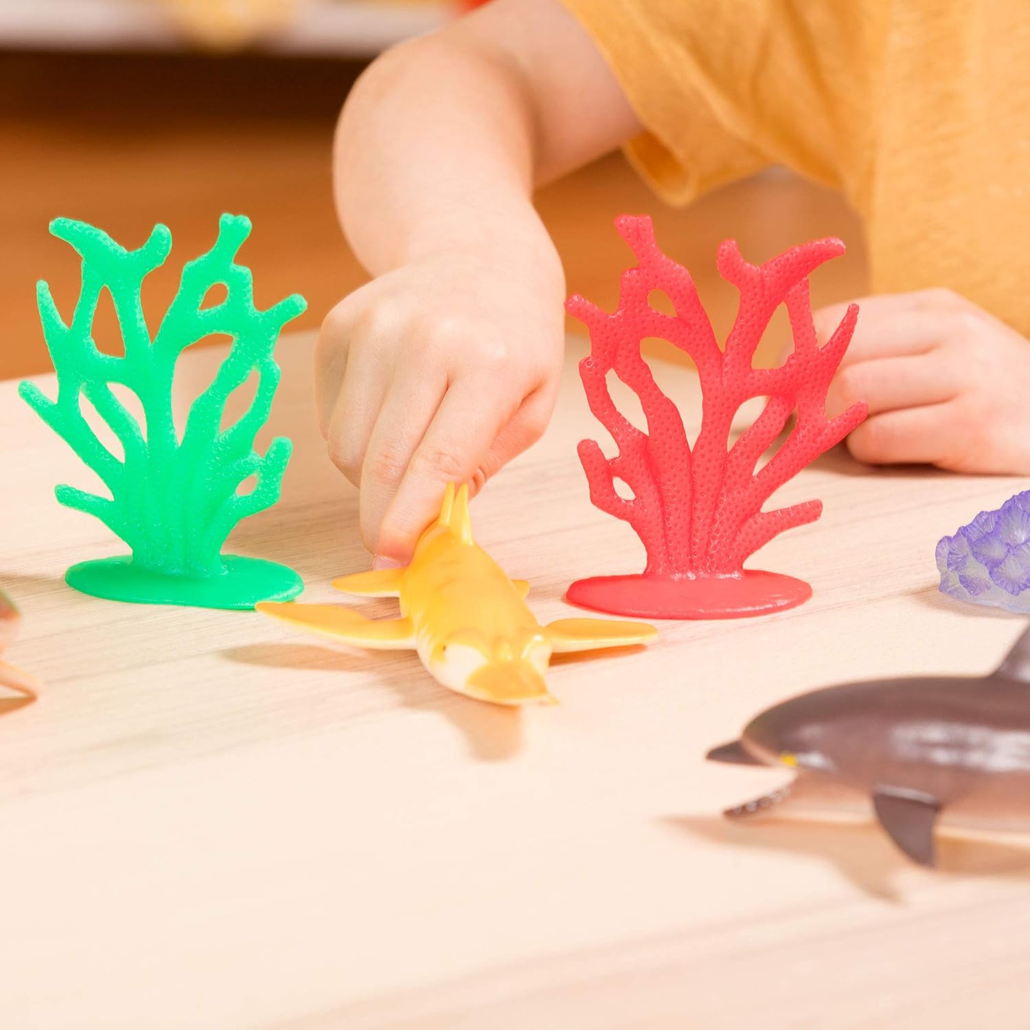 Terra by Battat – 60 Pieces Marine World Realistic Ocean Animal Toy Set – Plastic Sea Animal Figurines & Accessories – Includes Shark, Whale, Dolphin & More for Kids & Toddlers 3+ Years