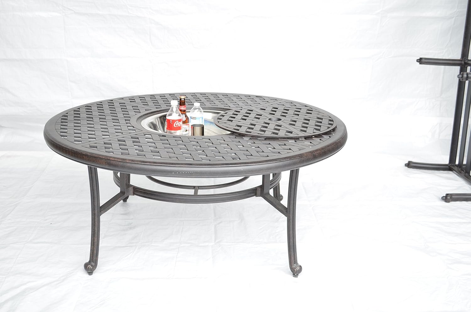 Nassau Outdoor Patio Ice Tea BBQ Fire Pit Round Coffee Table 52