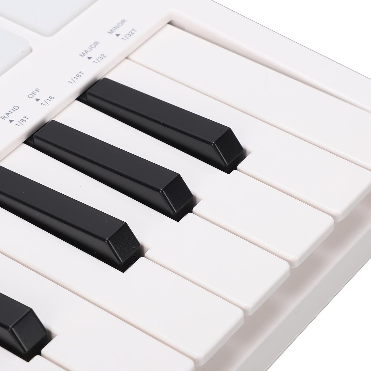 GOWENIC 25 Key MIDI Keyboard Controller with 8 Backlit Drum Pads 8 Knobs, Portable Beat Maker Machine, Music Production Software for Computer Recording, Music Production