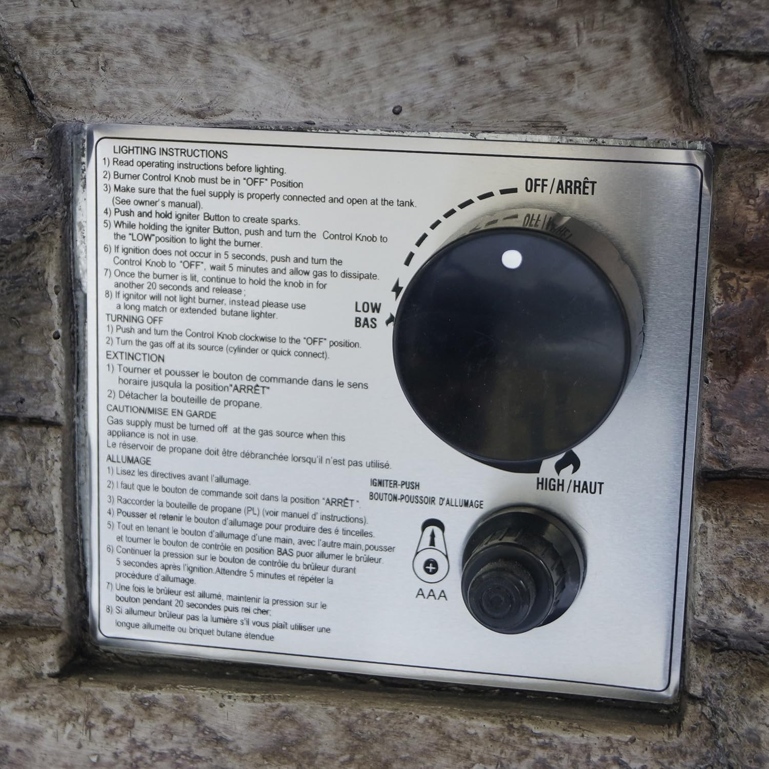 Christopher Knight Home Stonewall Outdoor Square Fire Pit - 40,000 BTU, Natural Stone