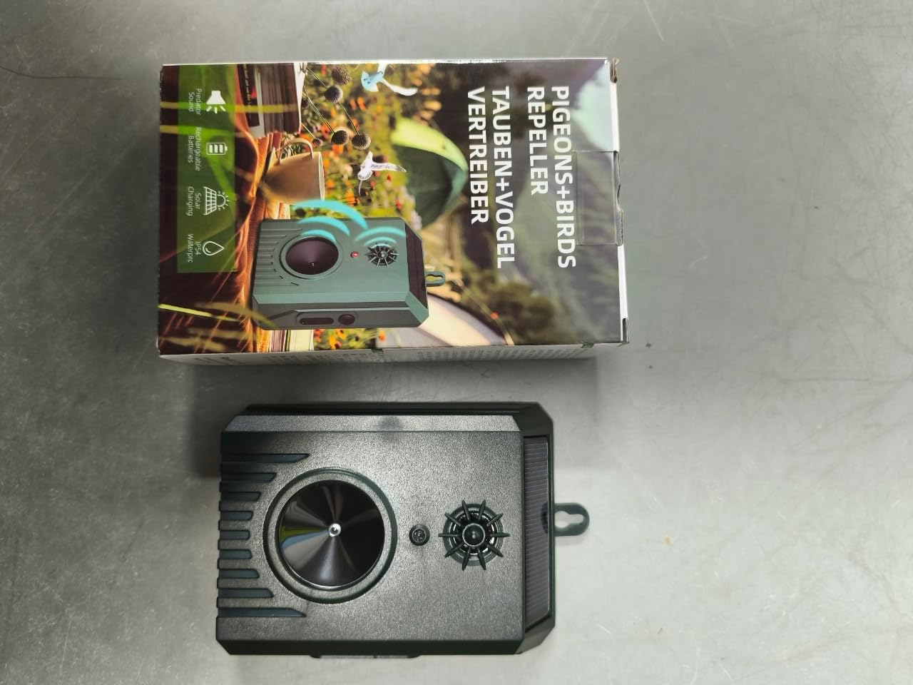 Solar Ultrasonic Bird Repeller Outdoor Bird Deterrents for Outside Scare Birds Away,Waterproof Bird Repellent Devices Humane Repellent - Portable Design for Outside Patio Balconies Garden Farm