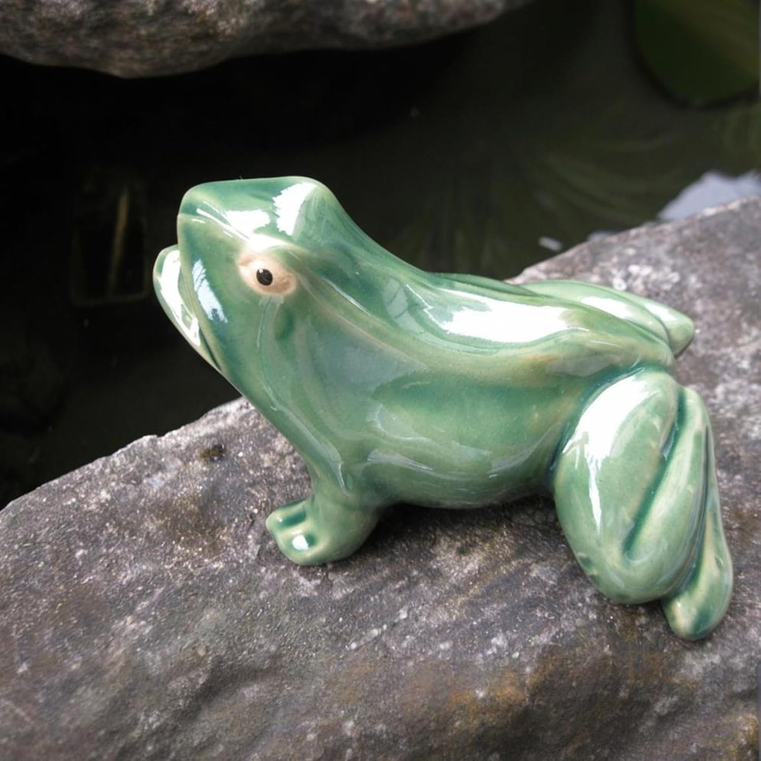 Pond Spitters for Small Ponds, Spitter Pond Water Feature, Garden Decor for Koi Pond, Pool Fountains for Above Ground Pools, with Water Pump and Hose(12 * 8 * 7cm/4.7 * 3.1 * 2.8in)