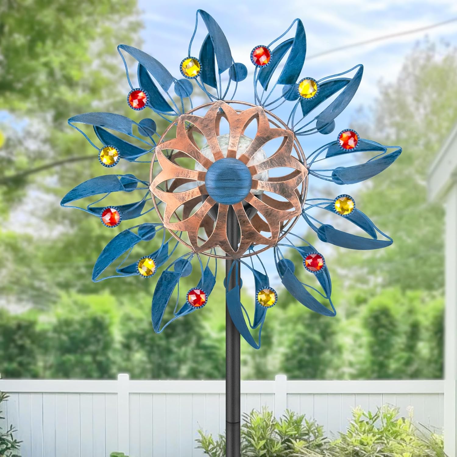Solar Wind Spinner Retro Spinner, Waterproof Outdoor Metal Wind Sculpture for Patio, Lawn & Garden Decor