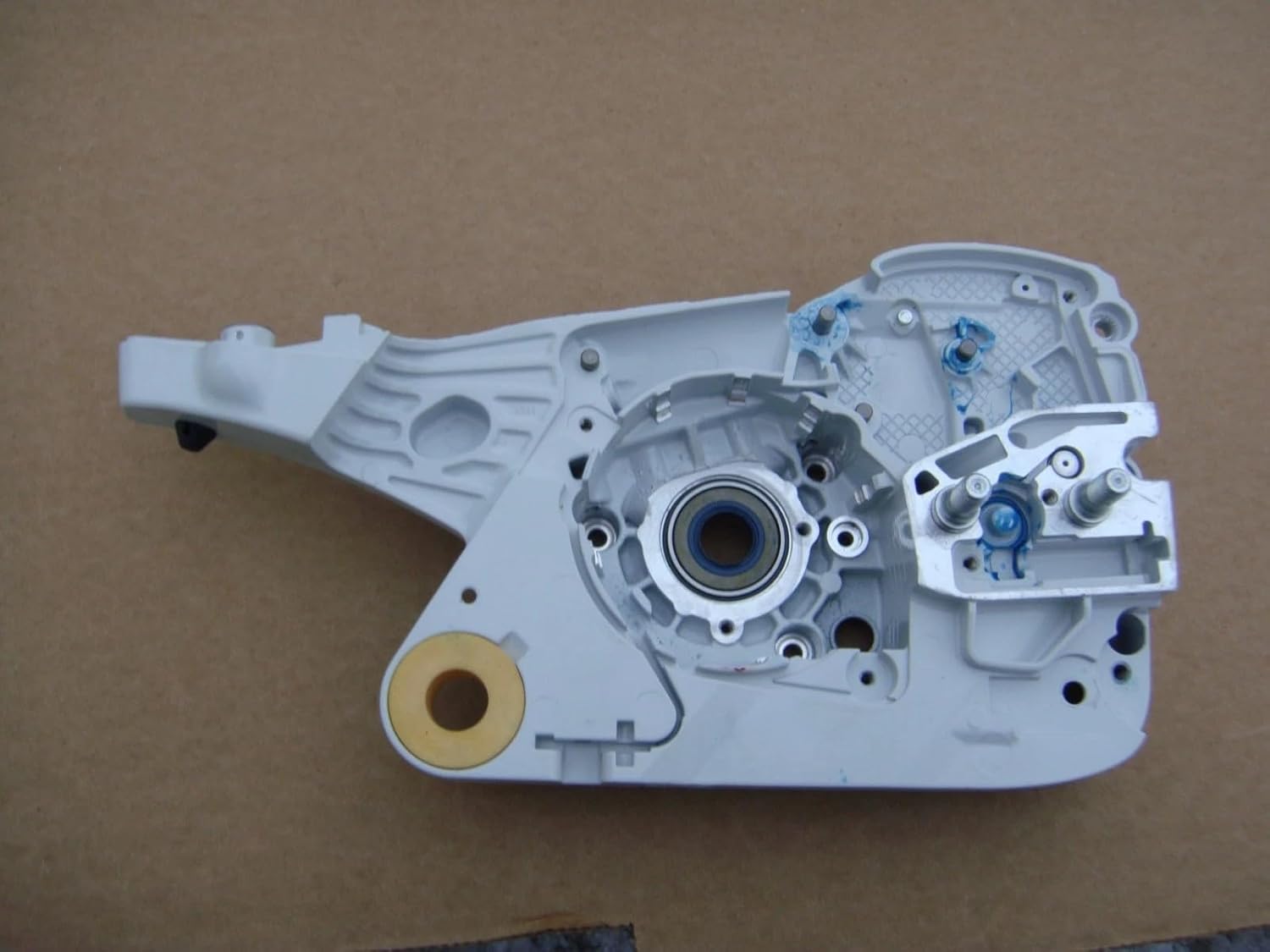 Genuine new MS261 MS261-C MS261C CHAINSAW CRANKCASE - BAR SIDE,Replacement for STIHL OEM