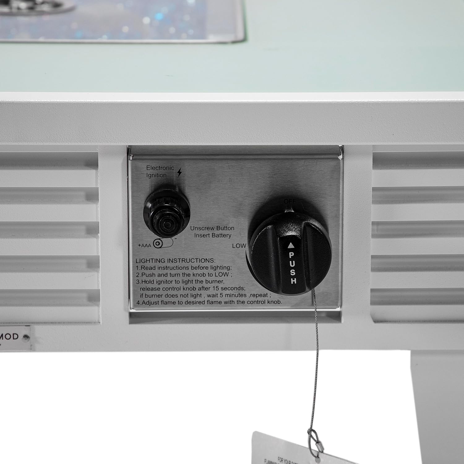 LeisureMod Walbrooke Modern Square Fire Pit Table and Tank Holder with Powder Coated Aluminum Slats Design for Patio and Backyard Garden, White