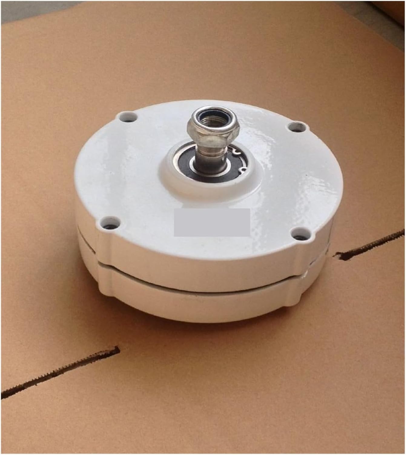 Wind Turbines, 200W 12V 24V Permanent Magnet Generator AC Alternator for Vertical Or Horizontal Wind Turbine Low Start Up Torque and RPM(with Bracket,24VAC)