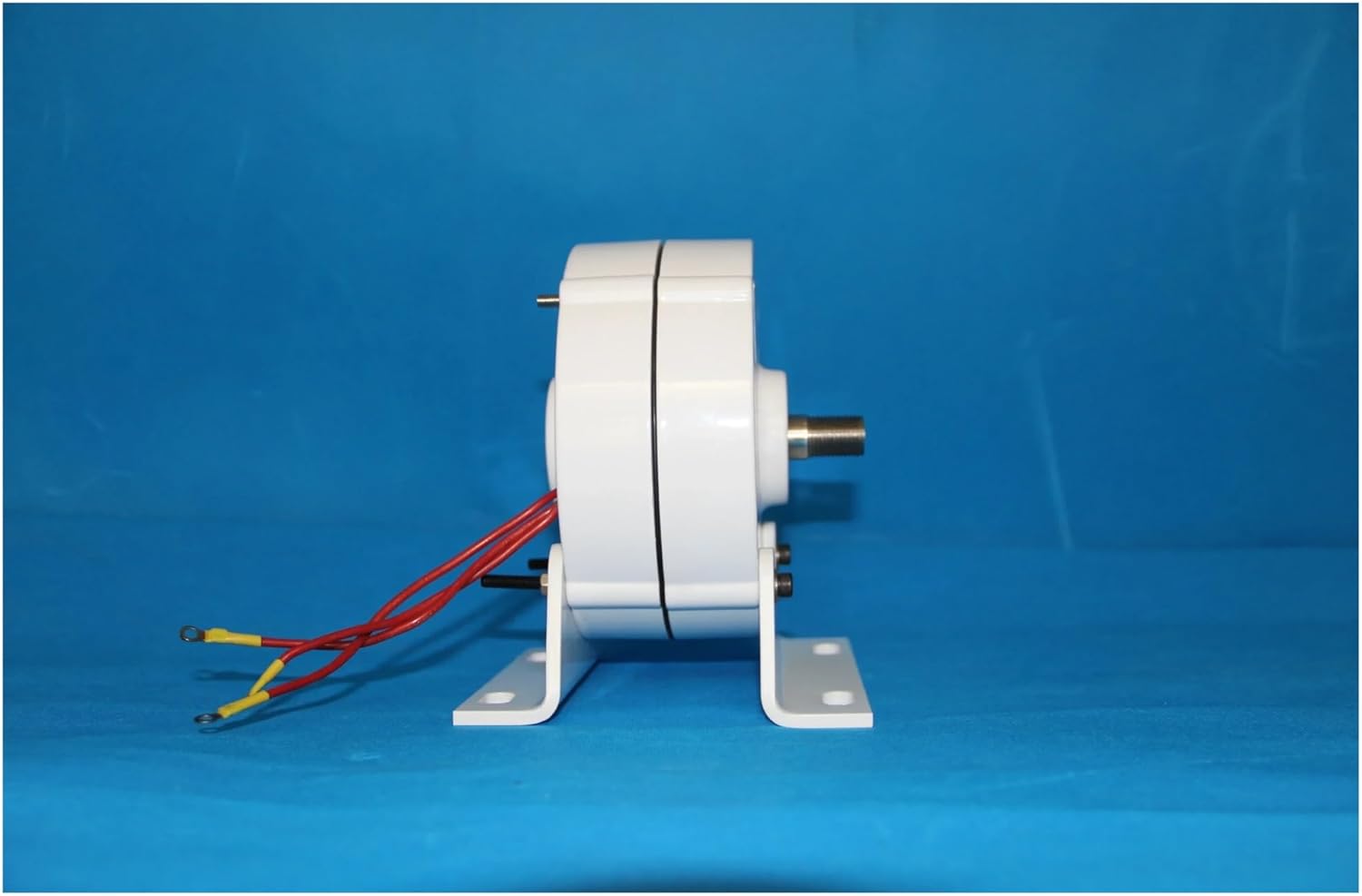 500W 12V 24V Gearless Permanent Magnet Generator for Wind Turbines and Water Turbines Low Speed Power Generator Low Starting Speed for Home(with Base,12V)