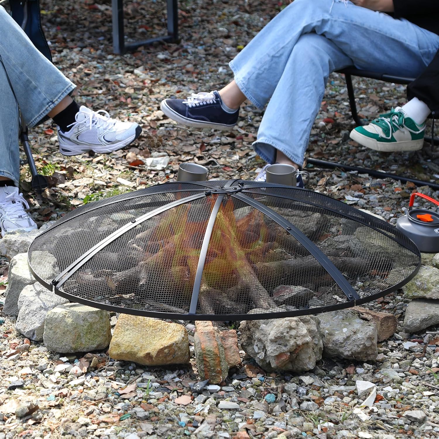 Lineslife Fire Pit Spark Screen 40 Inch Cover Round, Heavy Duty Collapsible Outdoor Fire Pit Mesh Screen, Metal Fire Pits Top Lid with Ring Handle for Patio Backyard, Black