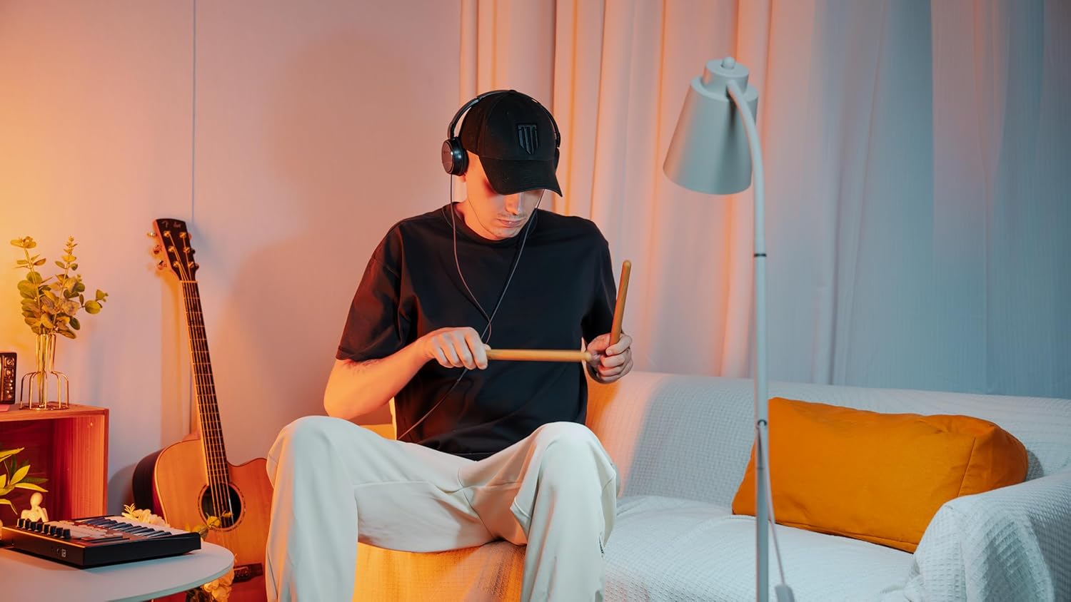 Aeroband PocketDrum 2 Max - Electric Drum Kit with Air Sticks, Bass Drum and Hihat Pedal