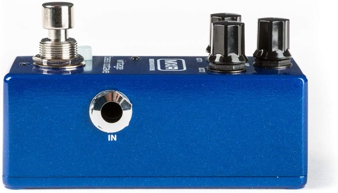 MXR M280 Vintage Bass Octave Effects Pedal Bundle with 2 Patch Cables and Dunlop Pick Pack