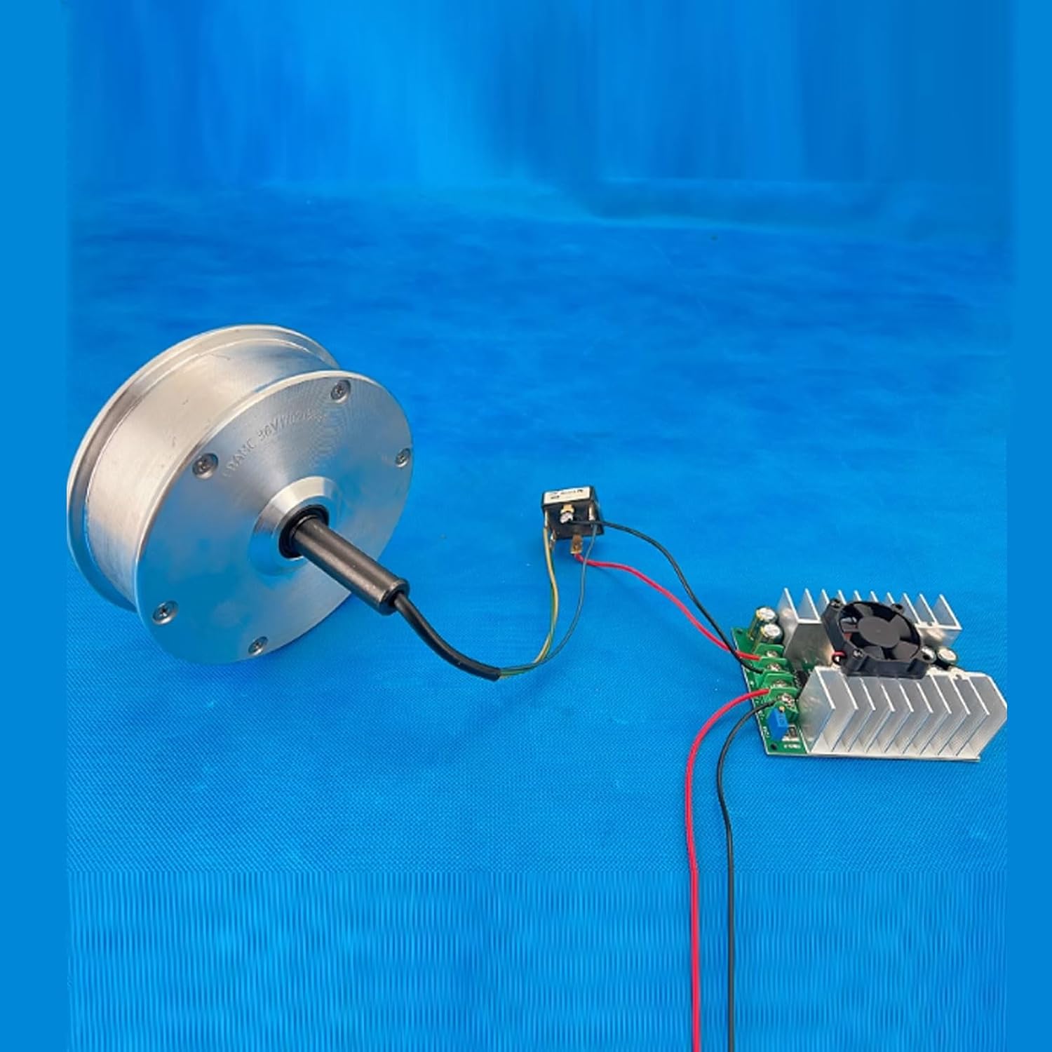 1-250W Outer Rotor 3-Phase AC Wind Turbine Generator, 1-36V DIY Low-Speed All-Aluminum Alloy with Voltage Regulator & Rectifier for Renewable Energy Solutions