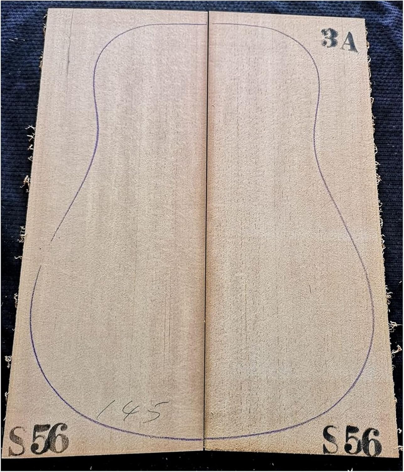 Unfinished Guitar Body 1Set AAA Claw Pattern Sitka Spruce Solid Wood Guitar Panel Material Guitar Maintenance Material 540 * 220 * 4.5mm Guitar DIY Accessory (Color : S56)