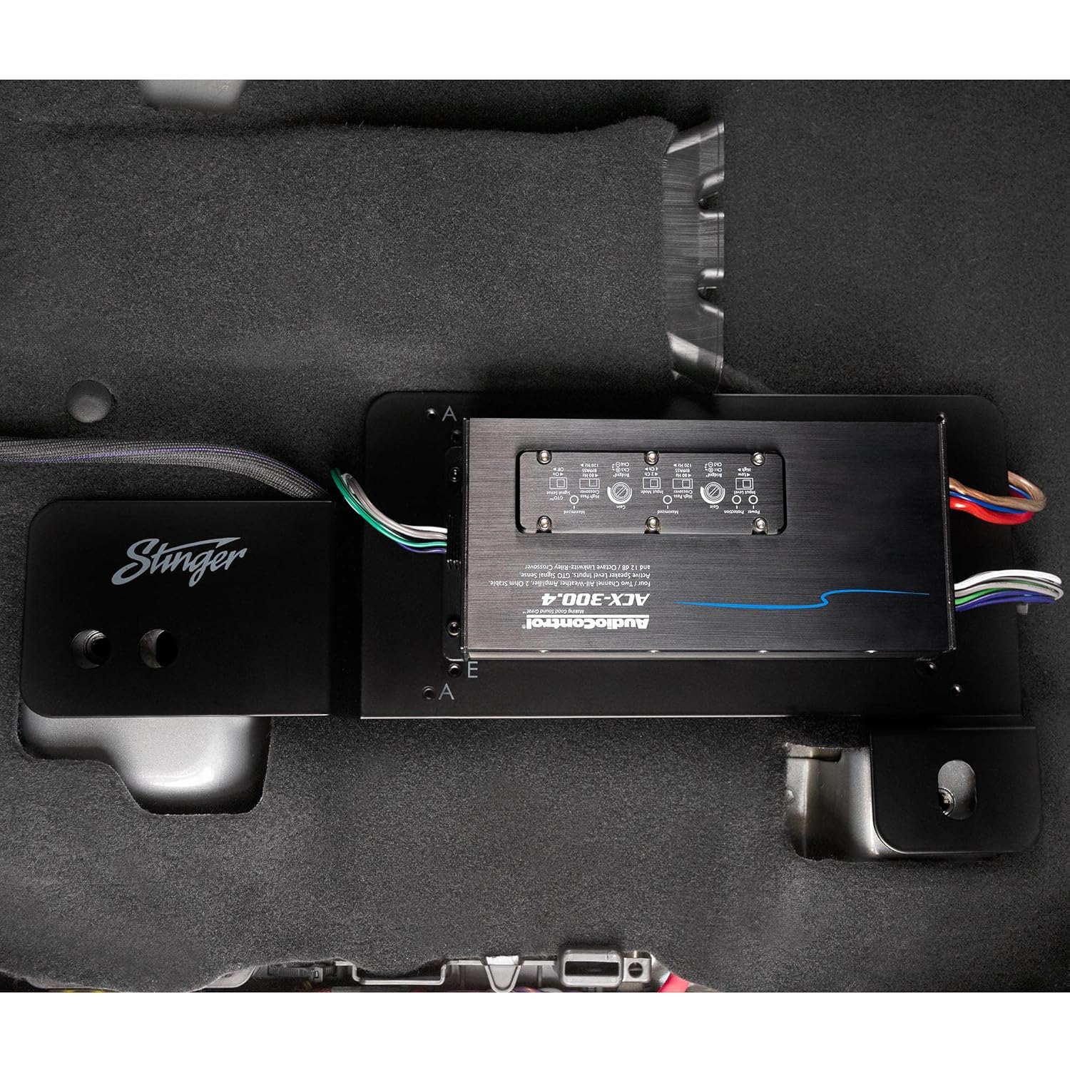 Stinger BRCOAMPBRKTD Amp Bracket - Driver Side with STXKBR8 Underseat Amplifier 8-Gauge Wiring Kit Compatible with Bronco