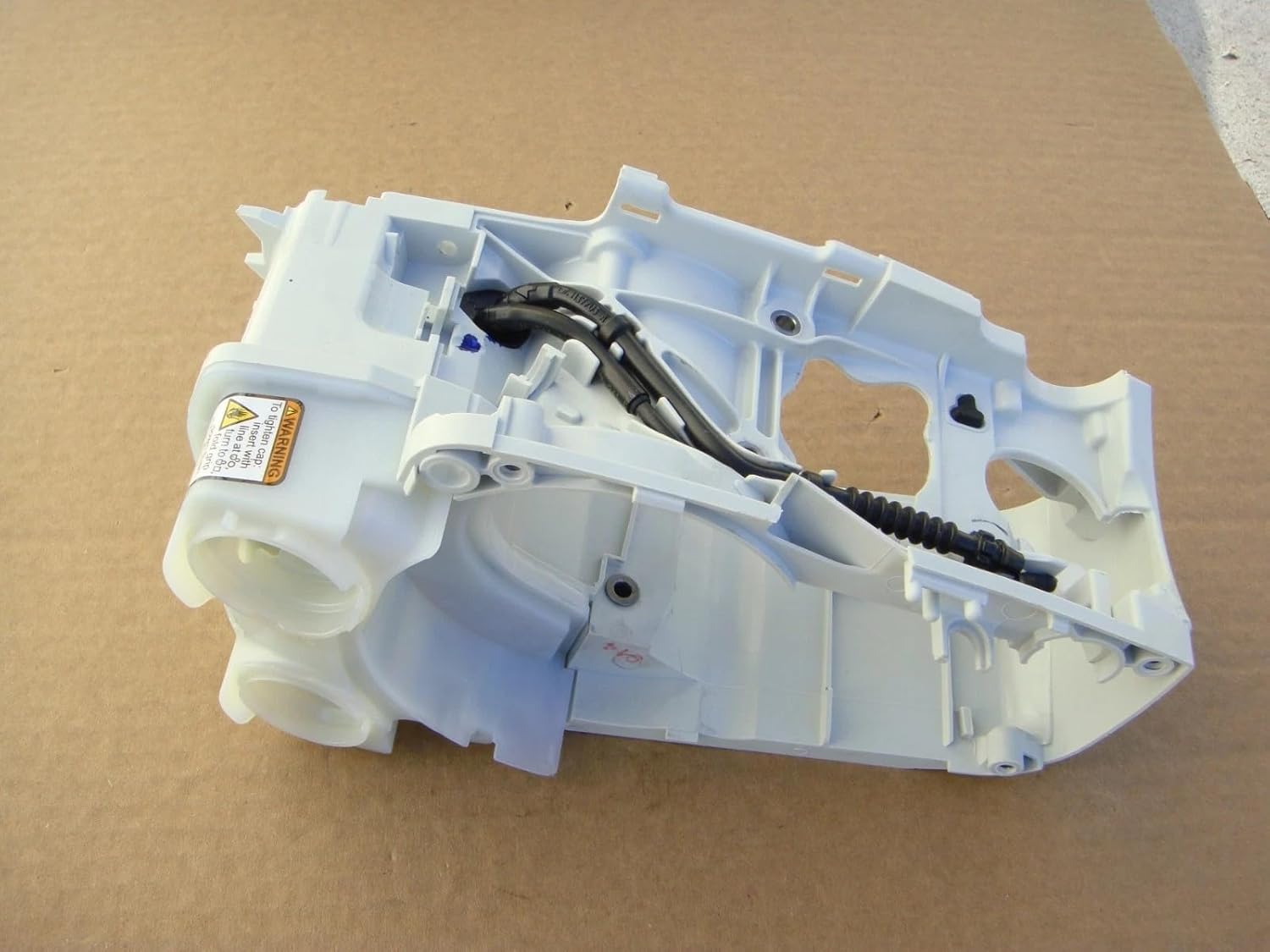 Genuine new MS193T MS194T CHAINSAW FUEL OIL TANK ENGINE CRANKCASE HOUSING W/FUEL LINE,Replacement for STIHL OEM