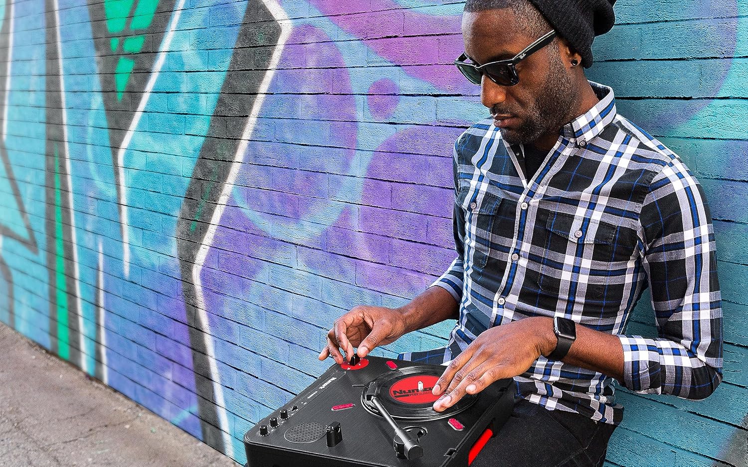 EVE Audio SC205 Active 2-Way Nearfield Studio Monitor with Compact Design, 5-Inch SilverCone Woofer, and Accurate Signal Reproduction