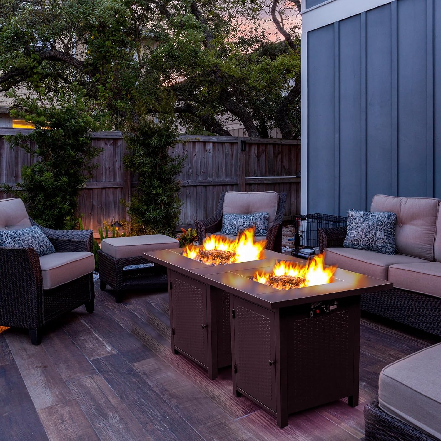 28-Inch Fire Table，50000 BTU Gas Firepit with Volcanic Stone Black