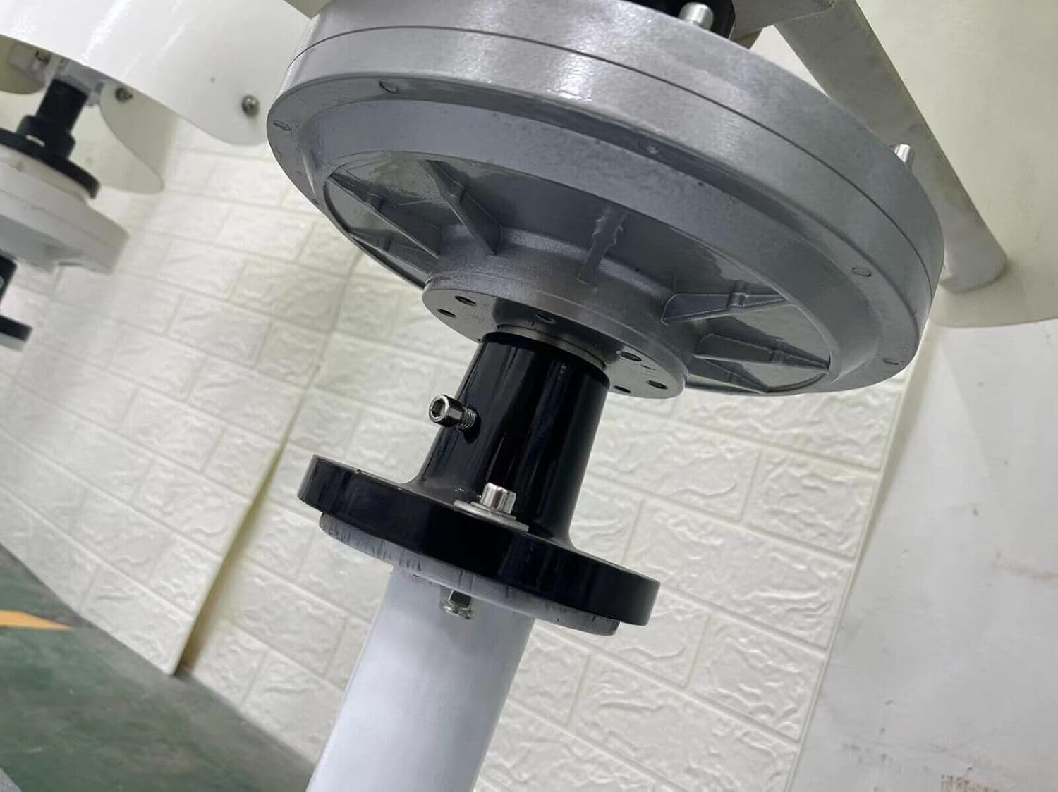 2000W Vertical Wind Turbine 12V/24V/48V Magnetic Levitation Wind Turbine Household Outdoor High-Power Wind Turbine, Real Standard Generator (Color : Black, Size : 48V)