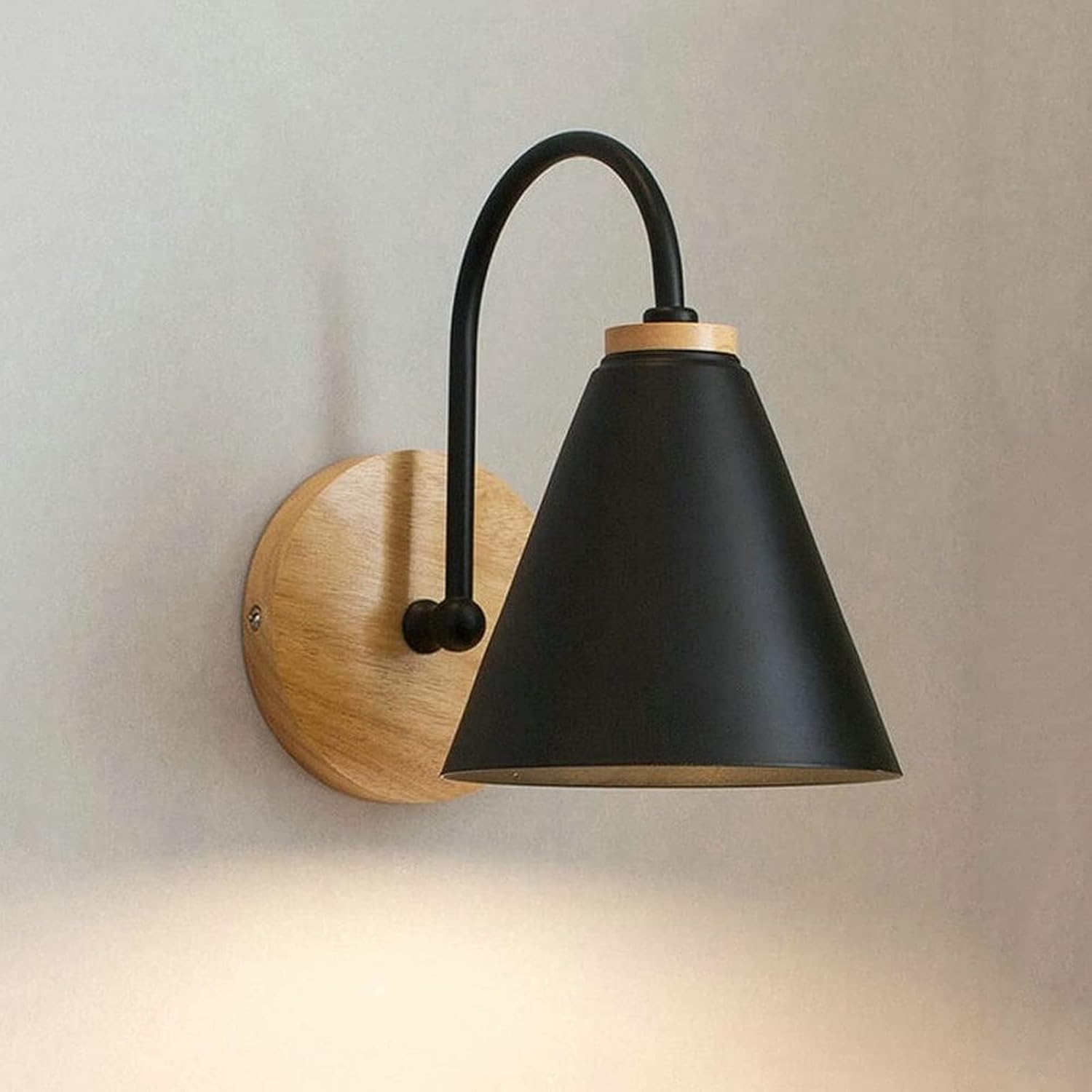 Solar Lantern Outdoor Lights,Wall Light Wood Wall Light Metal Sconce Modern Wall Lamp, Wall Lighting Fixtures Simple Headboard Reading Lamps for Living Room Bedroom Nordic Wall Mounted