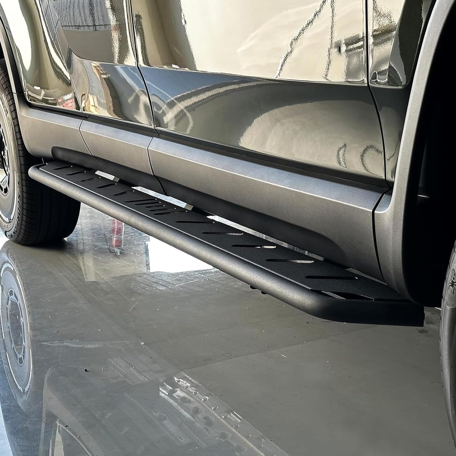 2Pcs Running Boards for R1T Door Side Steps Compatible with Rivian R1T 2025 Nerf Bars Pedal for Rivian Exterior Accessories