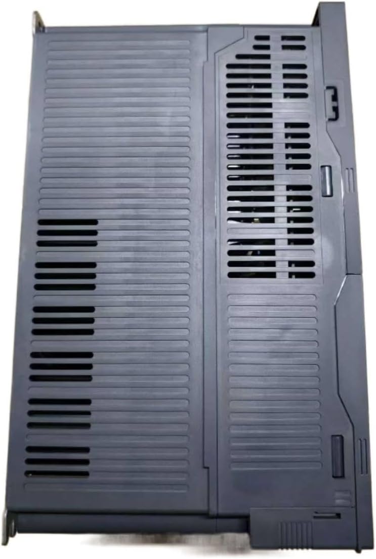 FR-A820-0.75K-1 AC Frequency Inverter 0.75kW Power 1-Phase 200-240V Input Compact Design for Small Appliance Motors Lightweight