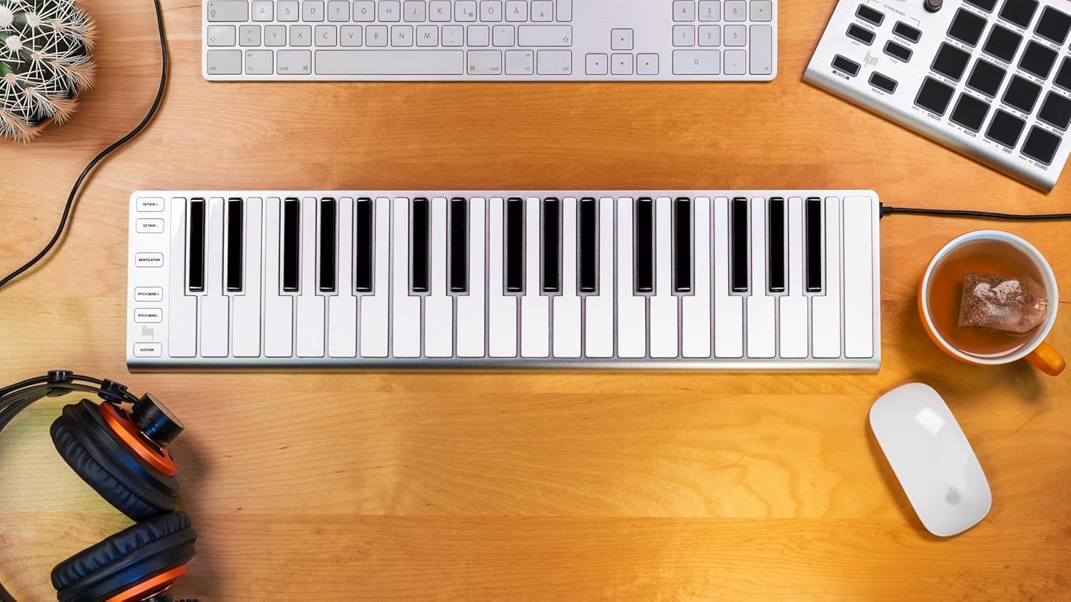 ESI Xkey 37 Ultra Slim USB MIDI Keyboard with 37 Keys