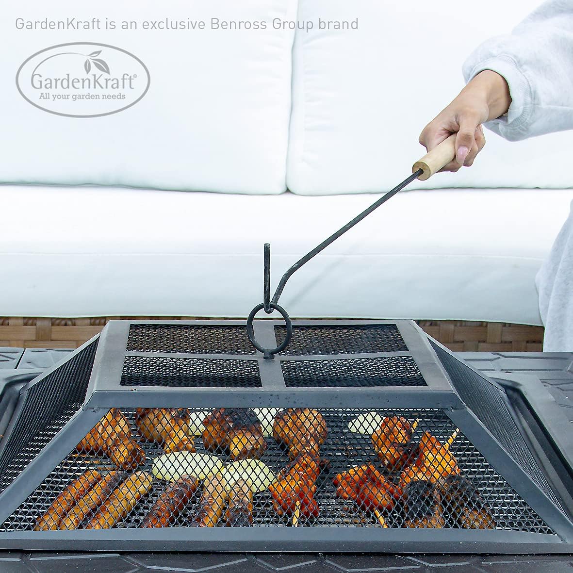 19609 3 in 1 Outdoor BBQ, Firepit & Ice Bucket/Stylish Outdoor Heater With Table Space/Burn Logs Or Charcoal/Includes Mesh Pit Cover, Stoker & PVC Grill Cover / 81cm x 81cm x 53cm