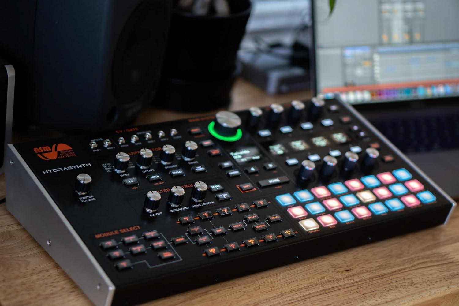 Hydrasynth Desktop Synthesizer