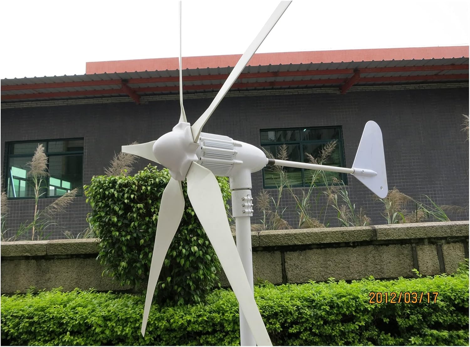Industrial Wind Turbine Generator Wind Turbine 600w5 Blades, Fishing Rafts and Domestic Wind and Solar Hybrid Power Supply Solar and Wind Power Parts