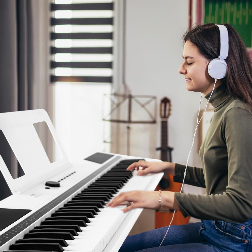 MUSTAR 88 Key Piano Keyboard, Full Size Digital Piano 88 Weighted Keys with Stand, Electric Piano Keyboard 88 Keys Semi Weighted with 2x25W Speakers, USB/MIDI, Case, Sustain Pedal, White