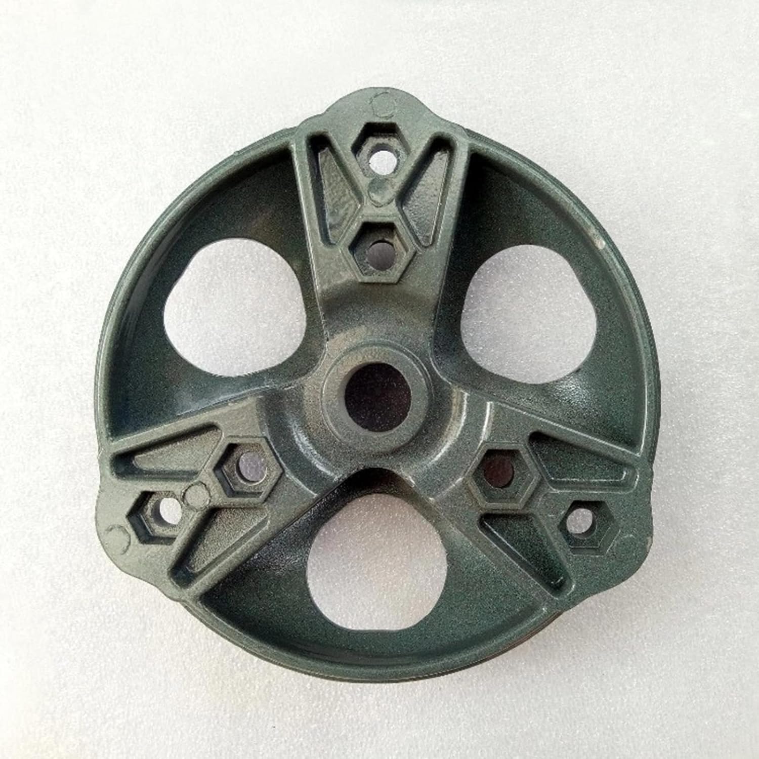 CAJUCA 3 Blades Wind Turbine Hub Fittings Diameter 135Mm for DIY Wind Turbine Generator Horizontal Turbine Hub