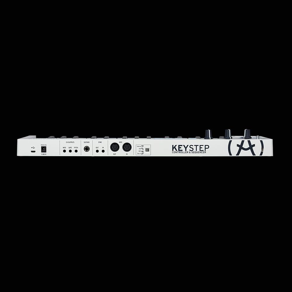 Arturia 430201 KeyStep 32-Key MIDI Controller and Sequencer Keyboard White (Renewed)