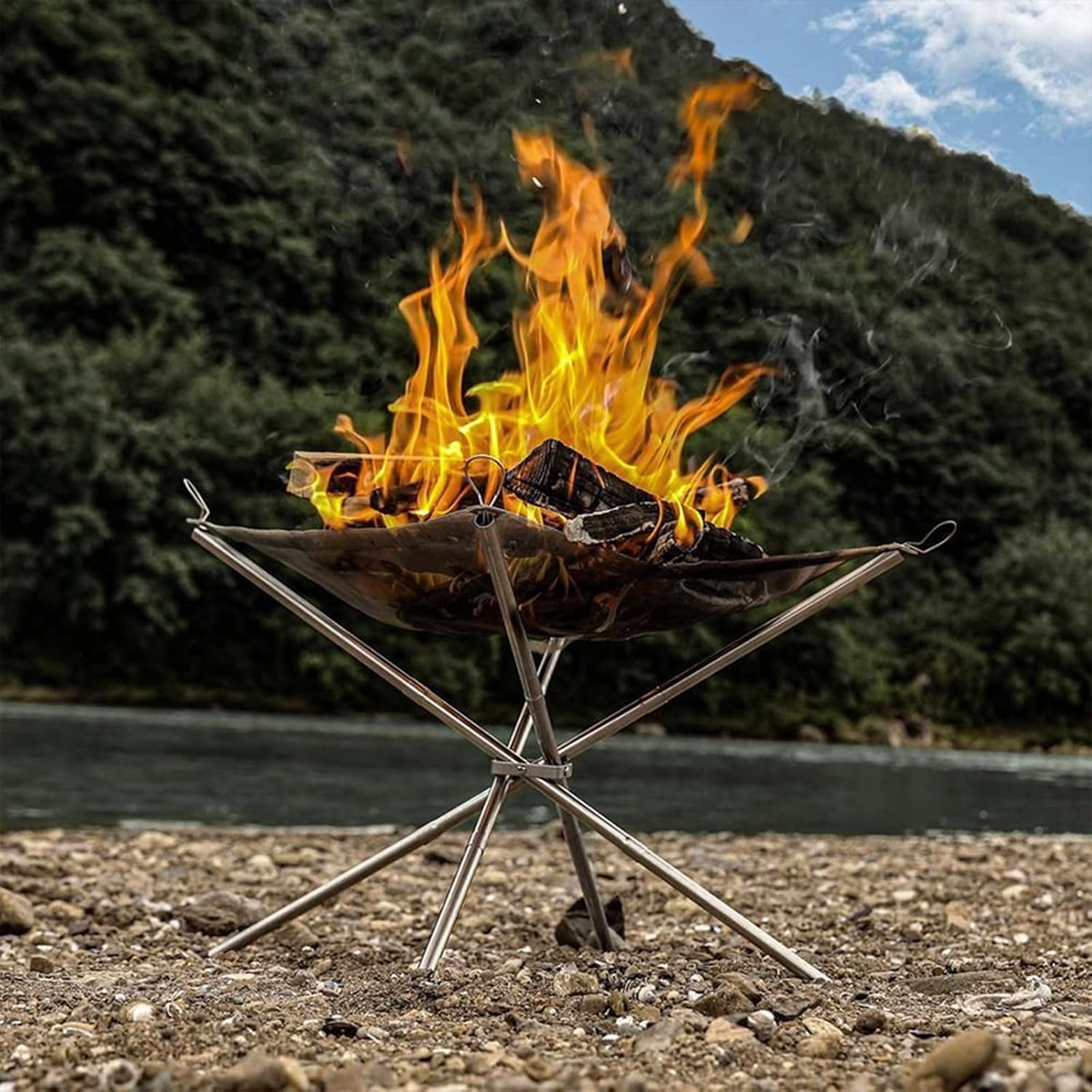 Portable Outdoor Fire Pit Foldable Stainless Steel Mesh Fire Pit Wood Burning, Collapsible Fireplace Space Saving Perfect for Camping, Backyard, Patio, Garden,55 * 55 * 48cm