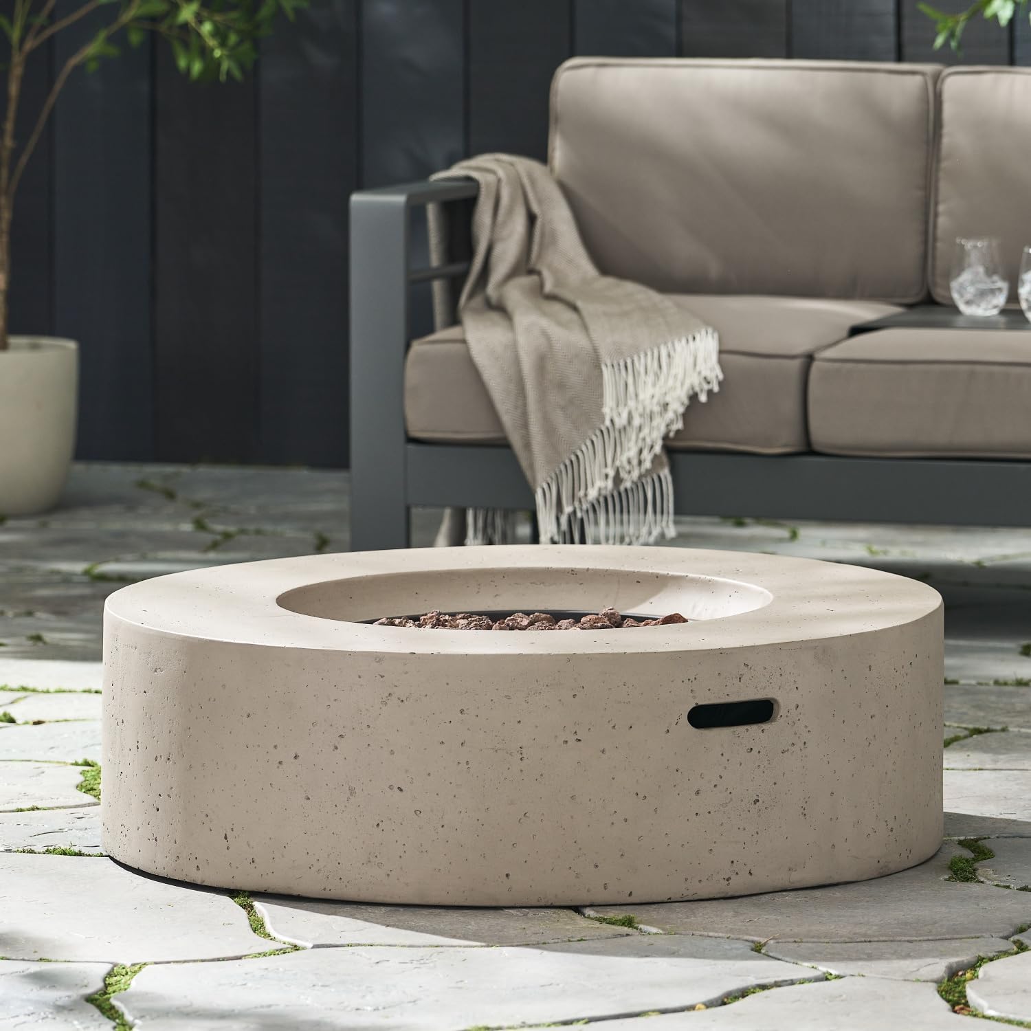Geelife Outdoor 50,000 BTU Round Concrete Propane Fire Pit, Light Grey