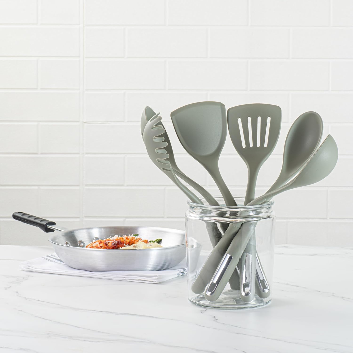 Restaurantware Silicone Utensil Set Pack of 10 Non-Slip Handle 6-Piece Kitchen Tool Set, Heat-Resistant Dishwasher-Friendly Cooking Accessories, Durable Green Cooking Utensils