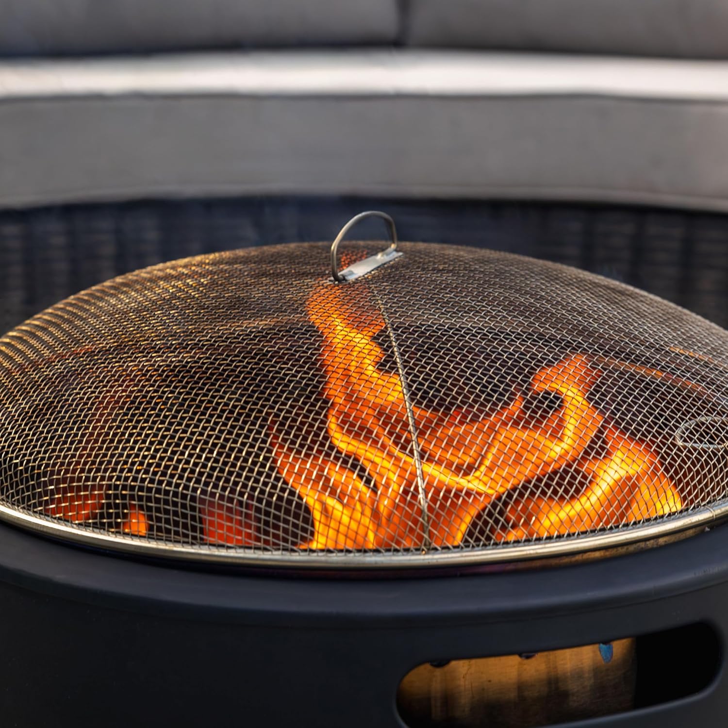 TIKI Social & Huddle Fire Pit Screen – 18