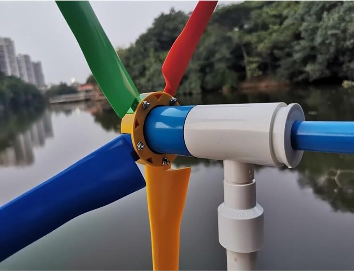 2-25V DC Wind Power Generator DIY 5 Blades Small Wind Power Generator with Lights, Colorful Windmills for Outdoor Lawn Decoration (Color : A)