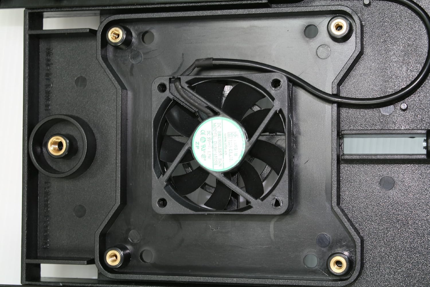 Mobotron MS-526B Heavy Duty Laptop Mount Holder for Cars, Trucks, SUVs, and other Applications with Complete Accessory Package