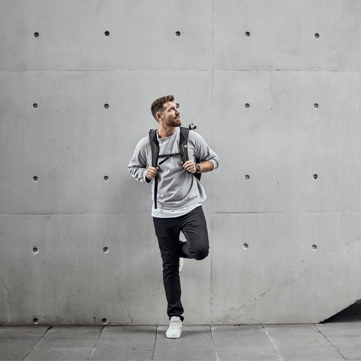 RØDE Backpack for the RØDECaster Pro II, Laptop, Microphones, Studio Arms and Other Accessories (18L, Black)