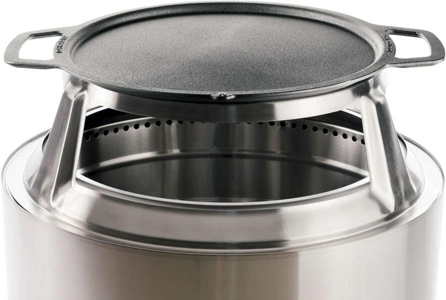 Solo Stove Yukon Griddle + Hub, Cast Iron Cookware with Stainless steel Hub for 8” Elevation, Addition to Yukon fire pit, Weight: 21 lbs, Cooking surface diameter: 17.75